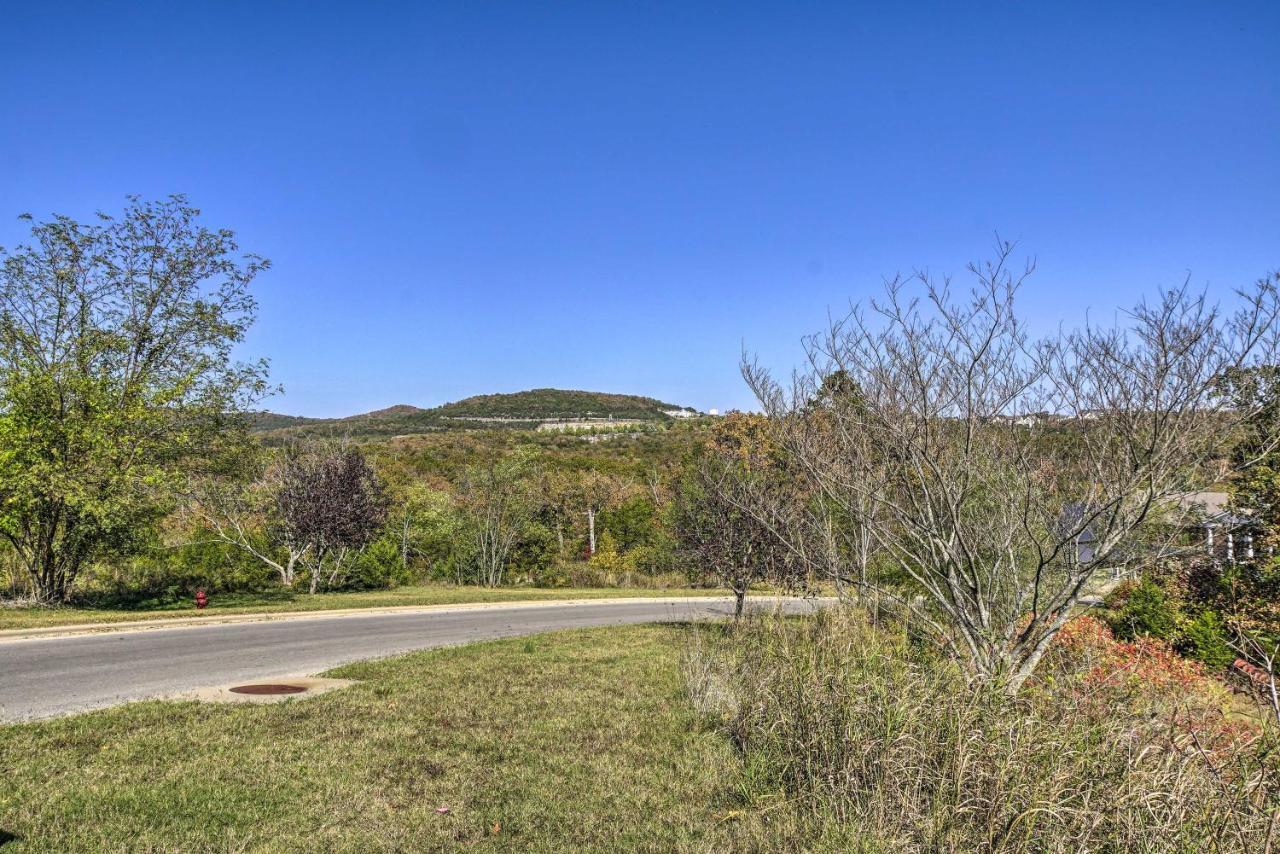 Centrally Located Brandon Condo With Pool Access Branson Eksteriør bilde